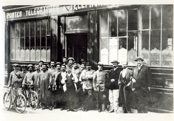 Bureau de poste à Paris, avant 1914